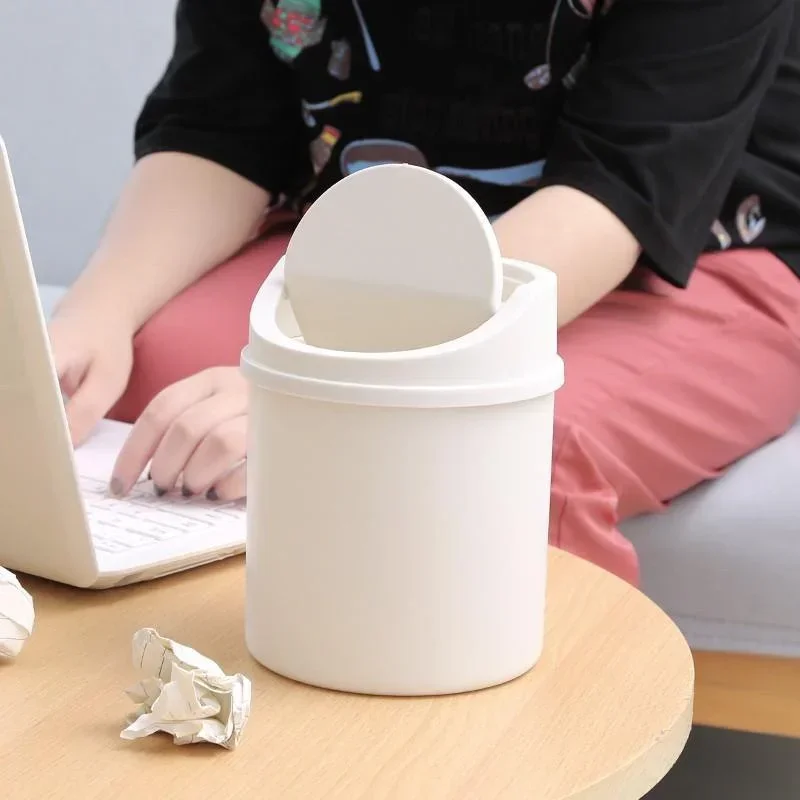 ミニデスクトップゴミ箱（蓋付き）ゴミ箱オーガナイザー寝室オフ - Commercial Kitchen Bin のレビューと価格
