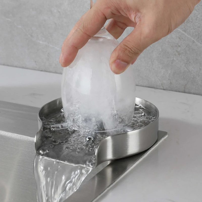 バーで使用する業務用カップ洗浄機、シンクで使用するボトル洗浄 - Commercial Kitchen And Bar のレビューと価格